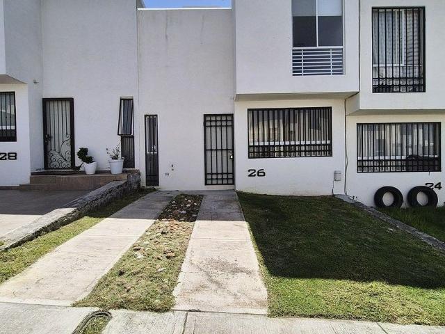 Casa en renta Calle Costa Del Sol, Fracc. Mision Marbella, Colinas Del Sol 2 prados, Andrea, Corregidora, Querétaro, 76903, México