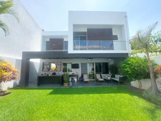 Casa en renta Calle Corinto, Burgos Bugambilias, Tres De Mayo, Emiliano Zapata, Morelos, 62760, México