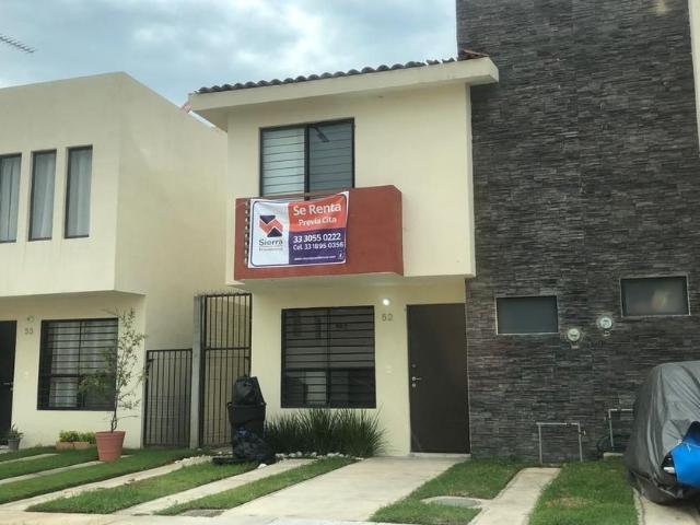 Casa en renta Calle Coto Monitao, La Venta Del Astillero, Zapopan, Región Centro, Jalisco, 45221, México