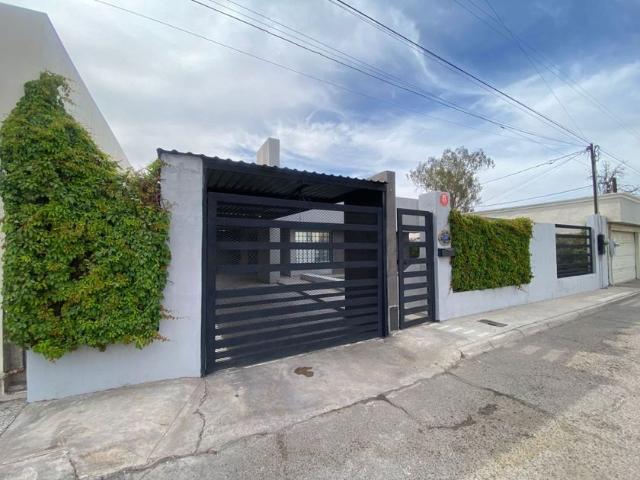 Casa en renta Calle De Las Lilas 1116, Los Pinos, Mexicali, Baja California, México