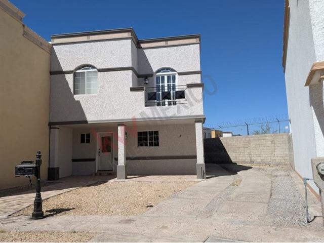 Casa en renta Calle De Las Palmas, Paseo Del Pinar, Juárez, Chihuahua, 32410, Mex