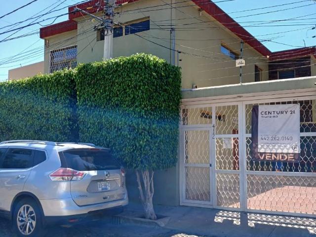 Casa en renta Calle Del Puente De Alvarado, Carretas, Santiago De Querétaro, Querétaro, México