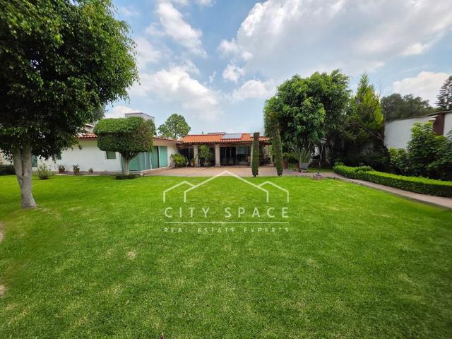 Casa en renta Calle Doña Rosa 31, Club De Golf Hacienda, Ciudad López Mateos, Atizapán De Zaragoza, México, 52959, Mex