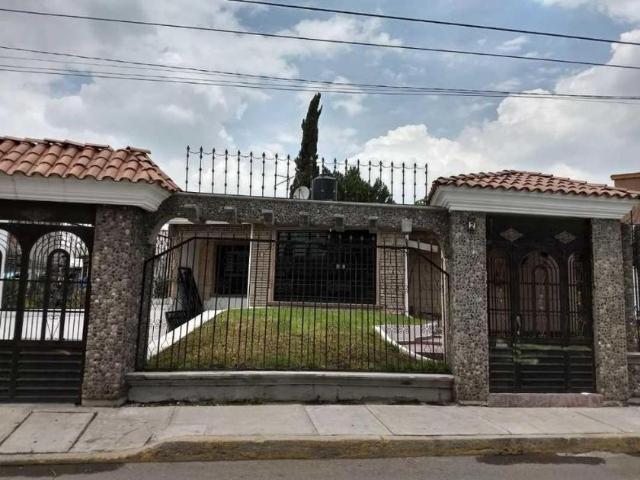 Casa en renta Calle Emiliano Zapata, Unidad Morelos 3ra Sección, San Pablo De Las Salinas, Tultitlán, Estado De México, 55710, México