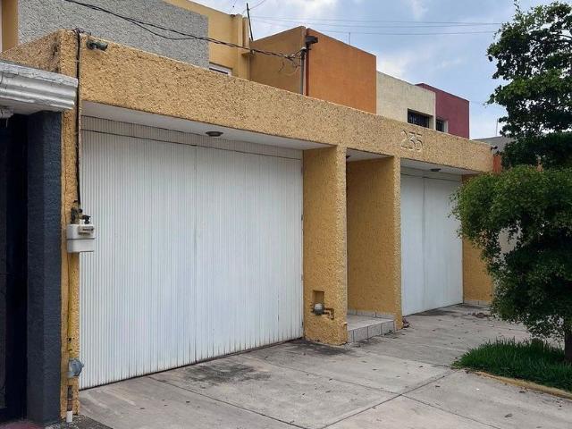 Casa en renta Calle George F. Handel, Vallarta La Patria, Zapopan, Región Centro, Jalisco, 45039, México