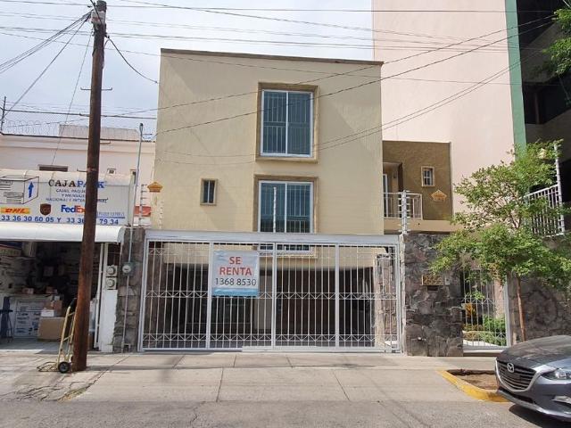 Casa en renta Calle General Eulogio Parra, Villaseñor, Guadalajara, Región Centro, Jalisco, 44650, México