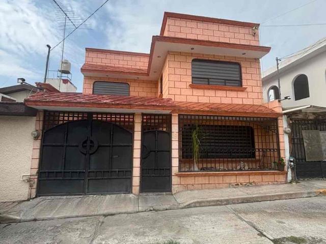 Casa en renta Calle General Felipe Pascasio G, Pri Chacón, Mineral De La Reforma, Hidalgo, 42094, México