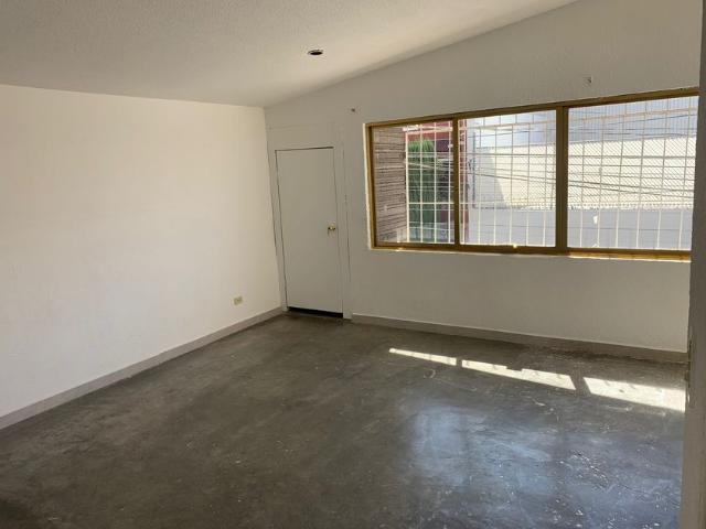Casa en renta Calle General Francisco Lamadrid 4, Lomas De Loreto, Puebla, 72260, Mex