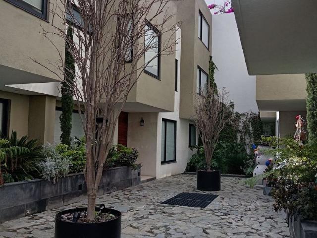 Casa en renta Calle Huehuetan 84, Lomas De Padierna, Tlalpan, Ciudad De México, 14240, Mex