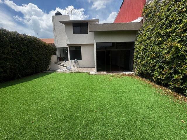 Casa en renta Calle Hule 2, Colonia Arboledas, Santiago De Querétaro, Querétaro, 76140, Mex