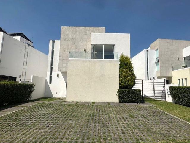 Casa en renta Calle Independencia, San Miguel Totocuitlapilco, Metepec, México, 52143, Mex