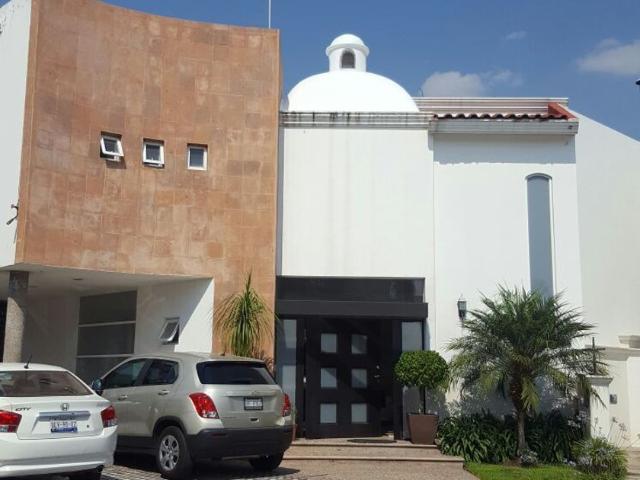 Casa en renta Calle Juan B. Alcocer, Lomas Del Mirador, Mirador De La Peña, Candiles, Corregidora, Querétaro, 76906, México