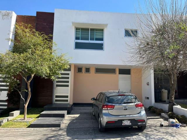 Casa en renta Calle Jardines De Villa Franca, Valle Imperial, Zapopan, Jalisco, 45134, Mex