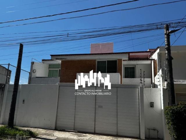 Casa en renta Calle José María Heredia 2618, Lomas De Guevara, 44657 Guadalajara, Jalisco, México