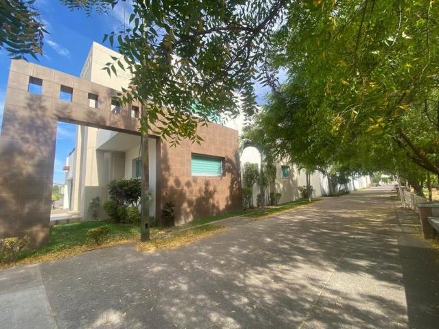 Casa en renta Calle José Muro Pico 2249, Desarrollo Urbano Tres Ríos, Culiacán Rosales, Culiacán, Sinaloa, 80030, Mex