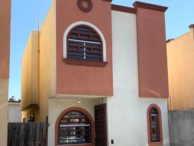 Casa en renta Calle La Quemada, Delegación La Mesa, San Luis, Municipio De Tijuana, Baja California, 22125, México