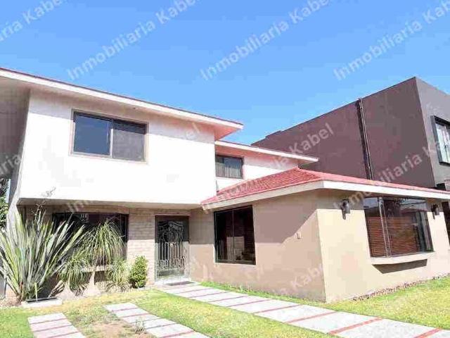 Casa en renta Calle Leona Vicario 916, Coaxustenco barrio, Metepec, México, 52150, Mex