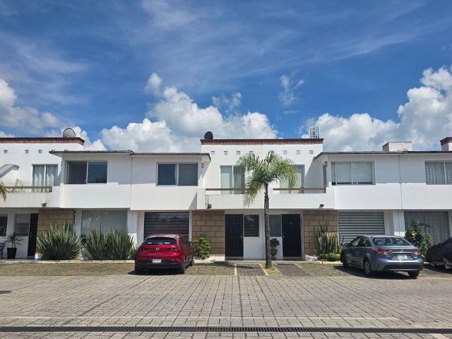 Casa en renta Calle Leona Vicario, Colonia Juárez, Bosque De Los Encinos, Ocoyoacac, Estado De México, 52046, México