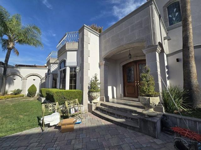 Casa en renta Calle Lomas Del Campestre, Los Quetzales, San Pedro Garza García, Nuevo León, 66278, Mex