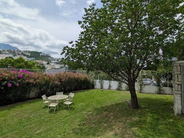 Casa en renta Calle Lomas Del Sol 402 406, Colonial San Agustín, San Pedro Garza García, Nuevo León, 66278, Mex