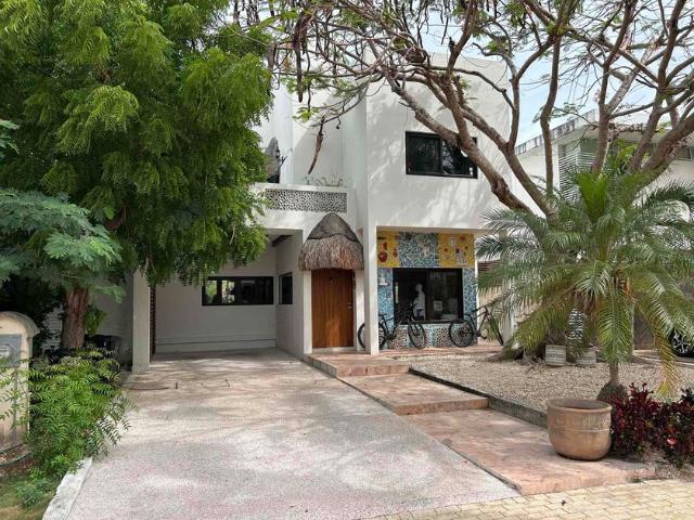 Casa en renta Calle Los Corales, Velamar, Solidaridad, Quintana Roo, 77726, Mex