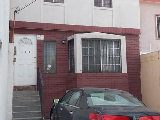 Casa en renta Calle Los Nogales, Rincón De Las Cumbres, Monterrey, Nuevo León, 64350, México