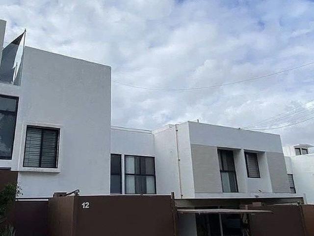 Casa en renta Calle Los Olivos, Chilpancingo, Municipio De Tijuana, Baja California, 22470, México