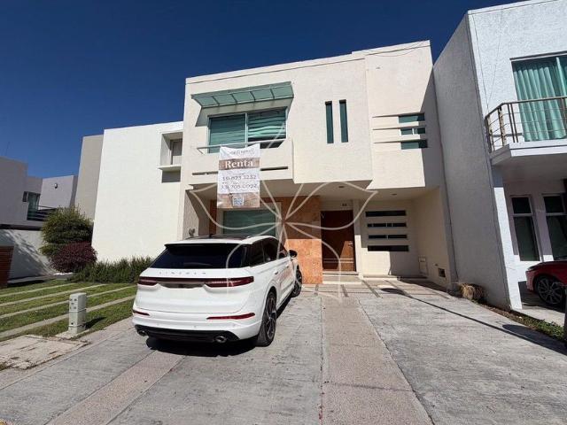 Casa en renta Vivero Amanecer, San Juan De Ocotán, Zapopan, Jalisco, 45019, Mex