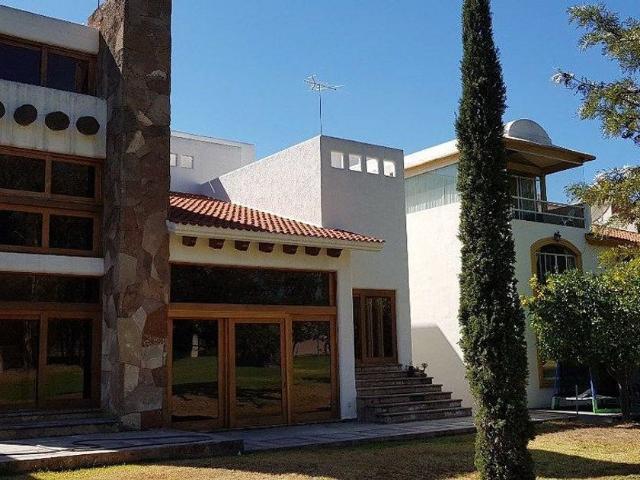 Casa en renta Calle Paseo Campestre, Fraccionamiento Campestre Morales, San Luis Potosí, Municipio De San Luis Potosí, San Luis Potosí, 78153, México