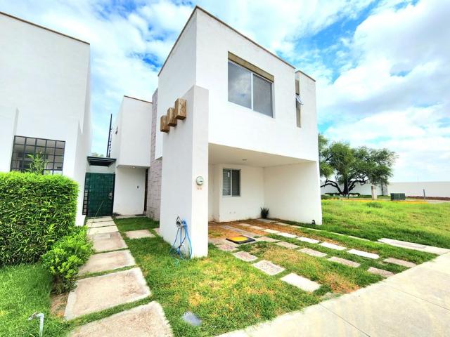 Casa en renta Calle Paseo De Las Divisas, Bosque Sereno, Aguascalientes, Municipio De Aguascalientes, Aguascalientes, 20200, México