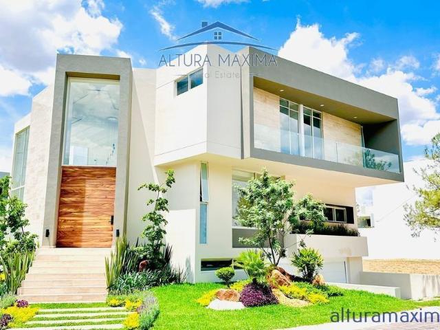 Casa en renta Calle Paseo De Las Lomas, San Juan De Ocotán, Zapopan, Región Centro, Jalisco, 47017, México