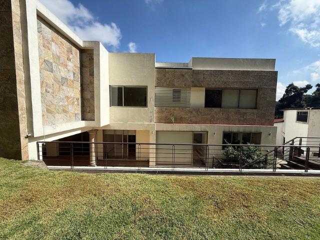 Casa en renta Calle Paseo De Valle Escondido, Club De Golf Vallescondido, Zona Esmeralda, Ciudad López Mateos, Atizapán De Zaragoza, Estado De México, 53240, México