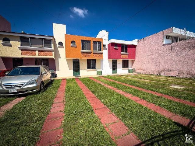Casa en renta Calle Pedro Alarcón, Prados Vallarta, Zapopan, Región Centro, Jalisco, 45027, México