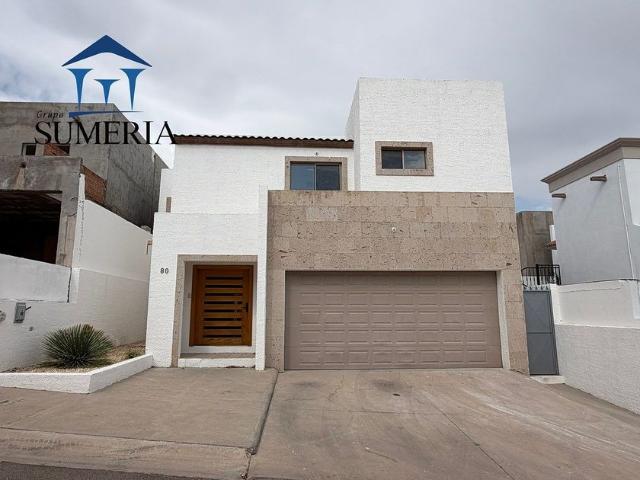 Casa en renta Calle Periférico De La Juventud, Chihuahua, Municipio De Chihuahua, Chihuahua, 31115, México