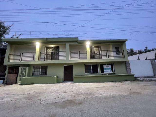 Casa en renta Calle Piedra Azul, Herradura Sur, Tijuana, Municipio De Tijuana, Baja California, 22630, México
