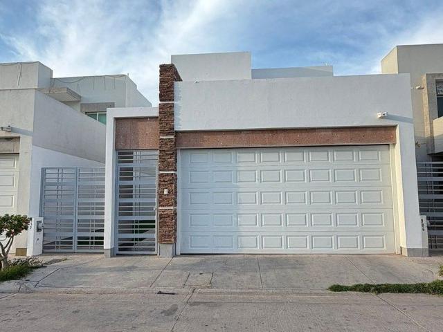 Casa en renta Calle Plata, Los Mochis, Ahome, Sinaloa, 81210, México