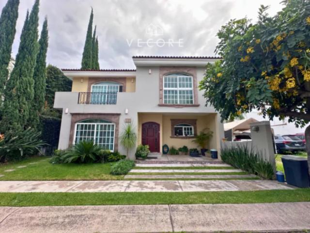 Casa en renta Calle Princesa Oriente, Jardín Real, Zapopan, Región Centro, Jalisco, 45138, México