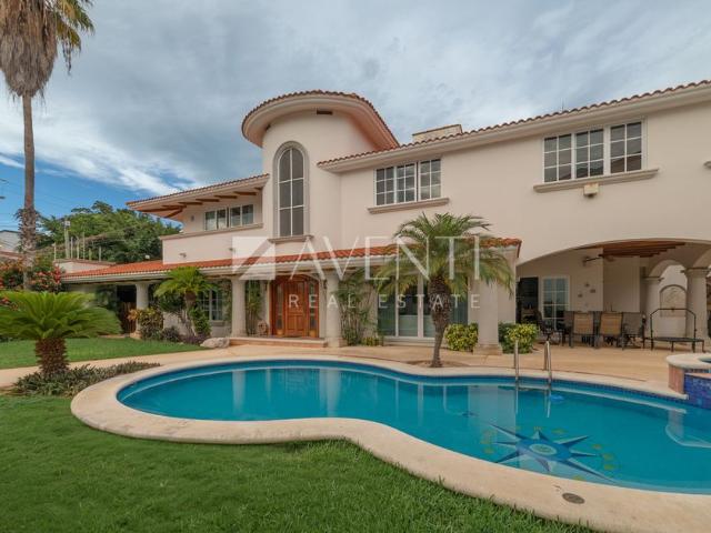 Casa en renta Calle Relámpago, Supermanzana 18, Cancún, Benito Juárez, Distrito 1, Quintana Roo, 77505, México