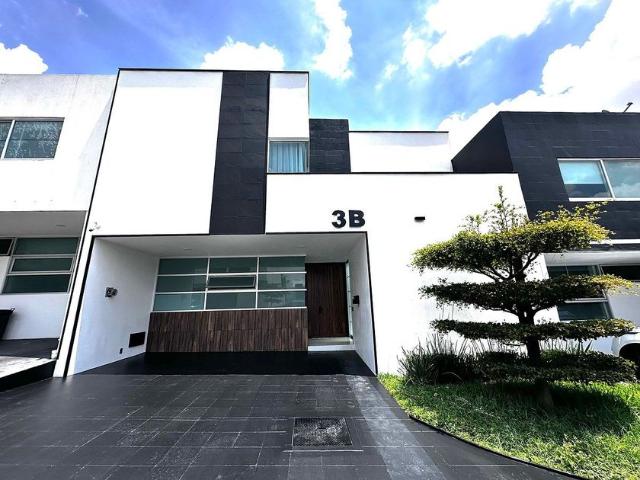 Casa en renta Calle Rinconada Atemajac Sur, Zapopan, Región Centro, Jalisco, 45138, México