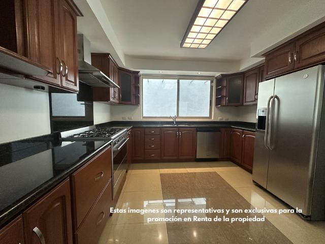 Casa en renta Calle Sabino 210, San Pedro Garza García, Nuevo León, 66265, Mex