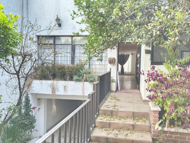 Casa en renta Calle San Benito 313, Pedregal De Santa Úrsula, Coyoacán, Ciudad De México, 04600, Mex