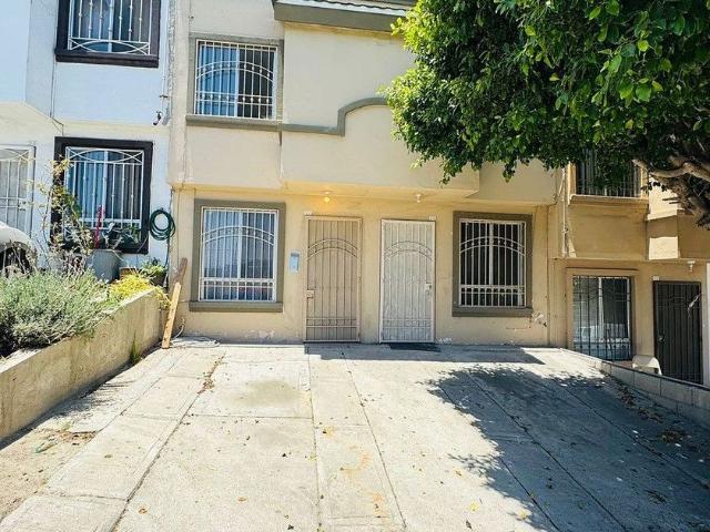Casa en renta Calle San Juan Capistrano, Residencial Aguacaliente, Delegación La Mesa, Tijuana, Municipio De Tijuana, Baja California, 22194, México