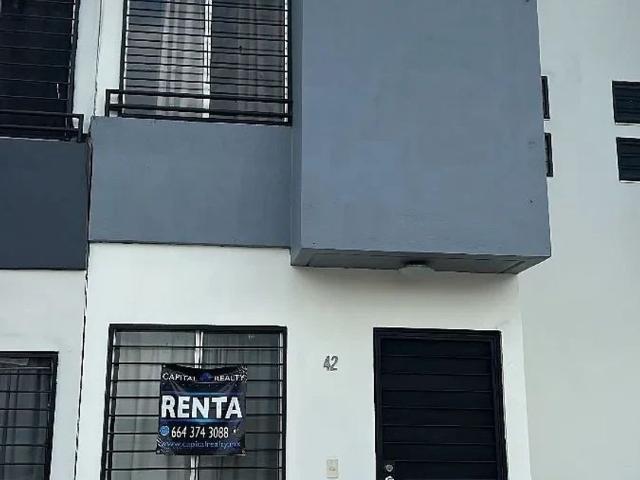Casa en renta Calle San Patricio, Del. Sanchez Taboada, La Joya, Municipio De Tijuana, Baja California, 22660, México