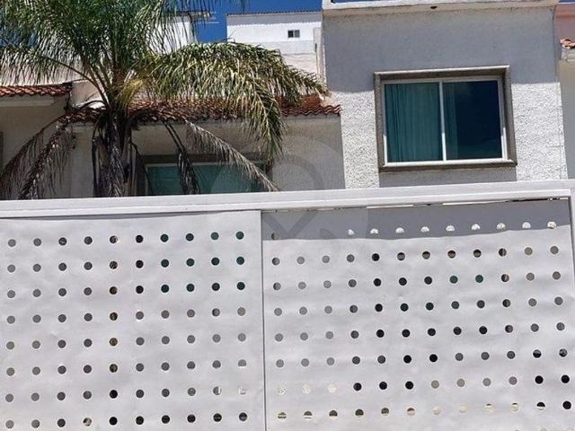 Casa en renta Calle Sendero Del Secreto, Milenio 3, Hércules, Delegación Cayetano Rubio, Santiago De Querétaro, Municipio De Querétaro, Querétaro, 76060, México