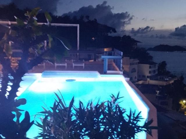 Casa en renta Calle Sendero Del Timón, Fraccionamiento Marina Brisas, Acapulco, Acapulco De Juárez, Guerrero, 39300, México