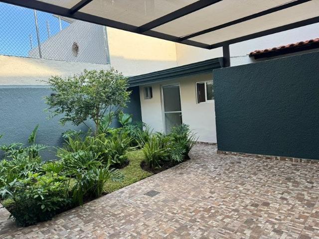 Casa en renta Calle Tezozómoc, Zona De Estudio, Zapopan, Región Centro, Jalisco, 44510, México