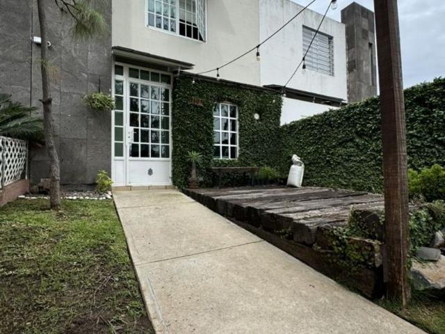 Casa en renta Calle Tierra Contenta, Tlaquepaque, San Pedro Tlaquepaque, Región Centro, Jalisco, 44979, México