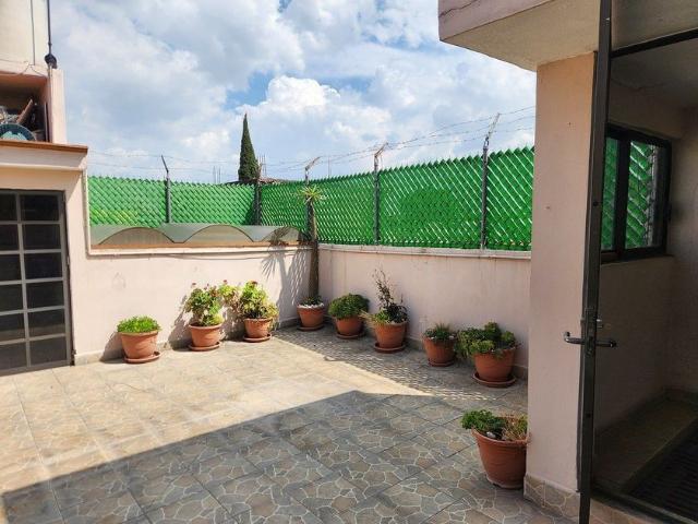 Casa en renta Calle Valle Del Mixteco, Nezahualcóyotl, Estado De México, 57100, México