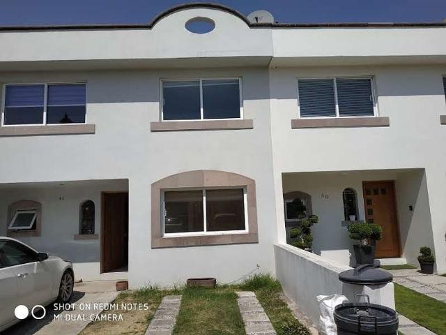 Casa en renta Calle Venezuela, Las Américas, Unidad Habitacional Juan Fernández Albarrán, Metepec, México, 52167, Mex