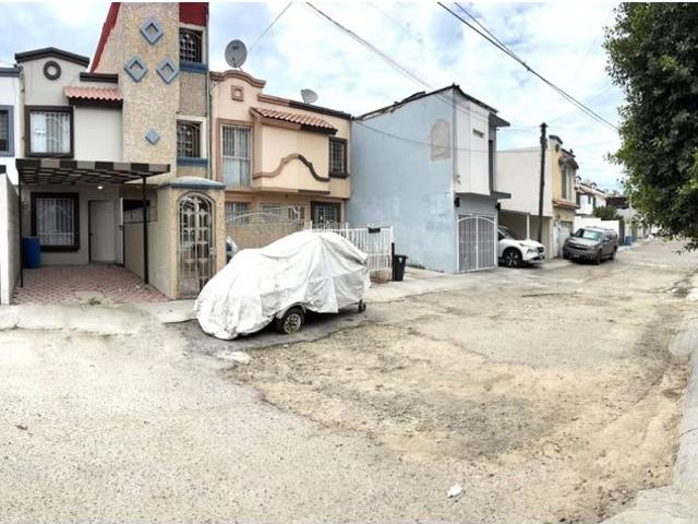 Casa en renta Calle Venecia, Residencial Aguacaliente, Delegación La Mesa, Tijuana, Municipio De Tijuana, Baja California, 22194, México